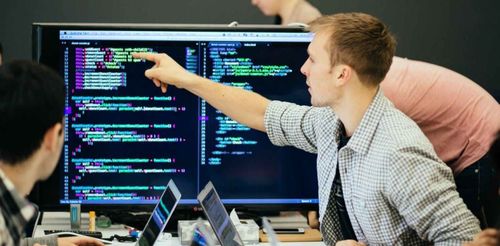 高校計算機學科排行榜揭曉 北大無緣前三，東南大學軟件開發僅次于清華